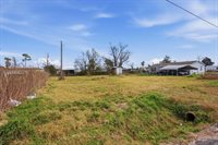 2623 Sharon Ln, Sulphur, LA 70665