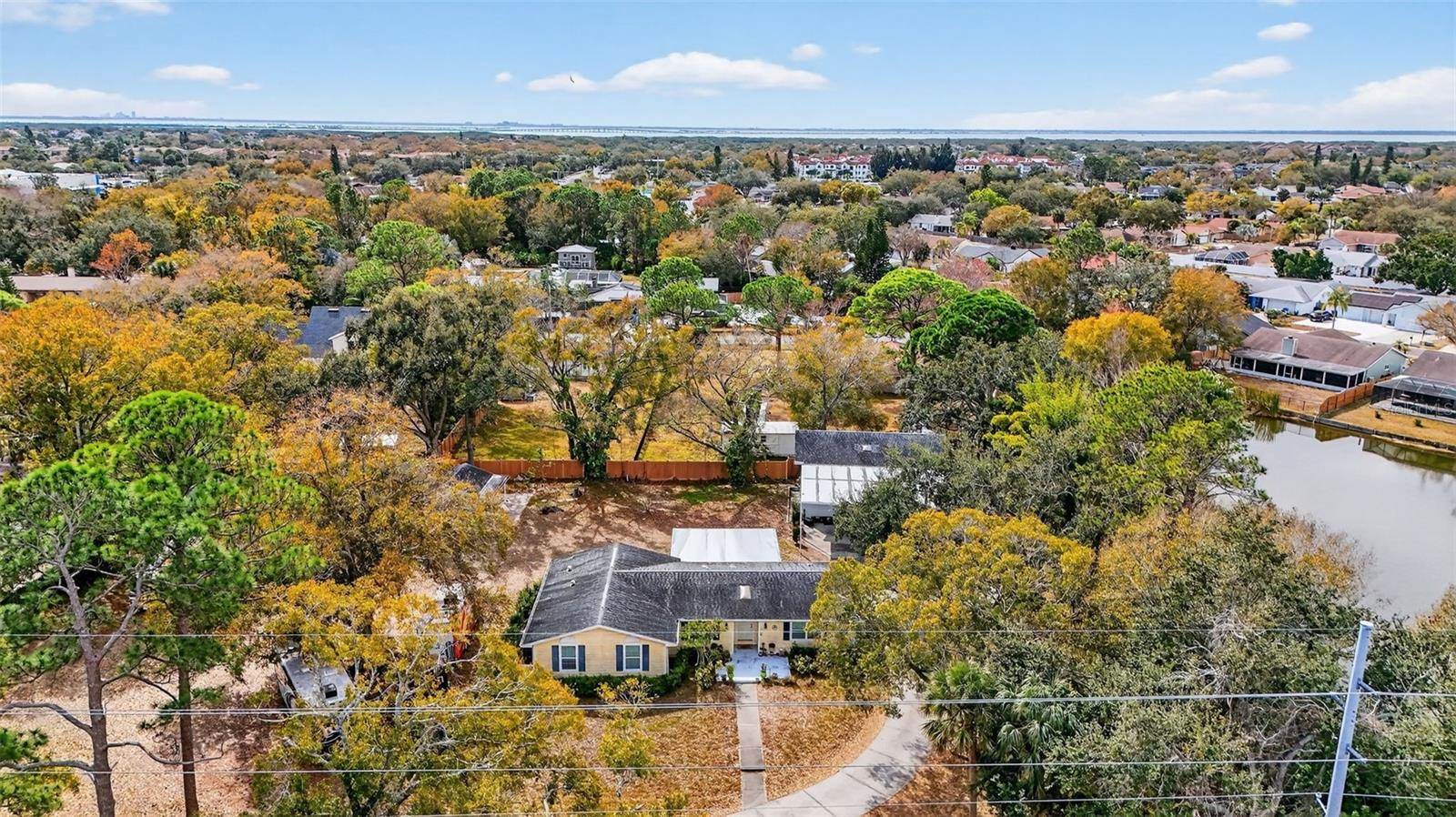 10262 Memorial Highway, Tampa, FL 33615