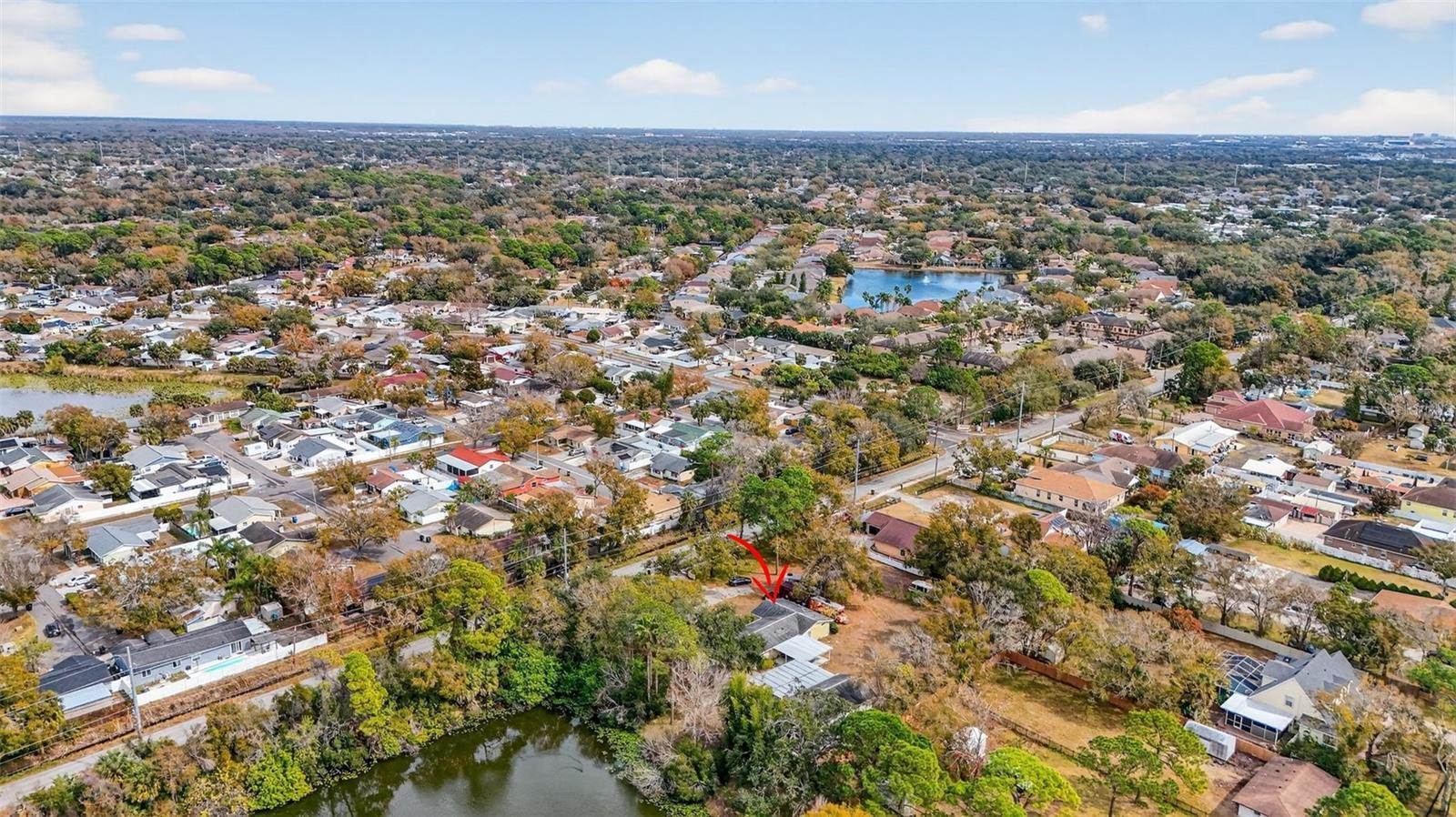 10262 Memorial Highway, Tampa, FL 33615