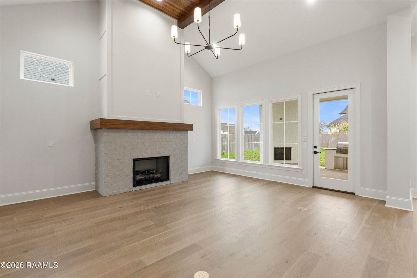 107 Lansing Lane, Youngsville, LA 70592