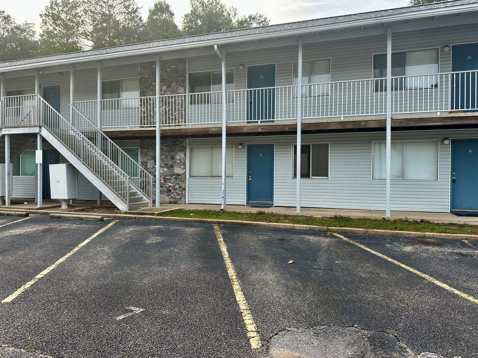 201 East College Boulevard, Unit 7, Niceville, FL 32578