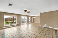 5104 NW Ash Ave, Lawton, OK 73505