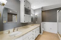 5104 NW Ash Ave, Lawton, OK 73505