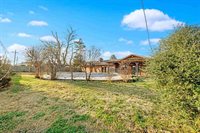 5104 NW Ash Ave, Lawton, OK 73505