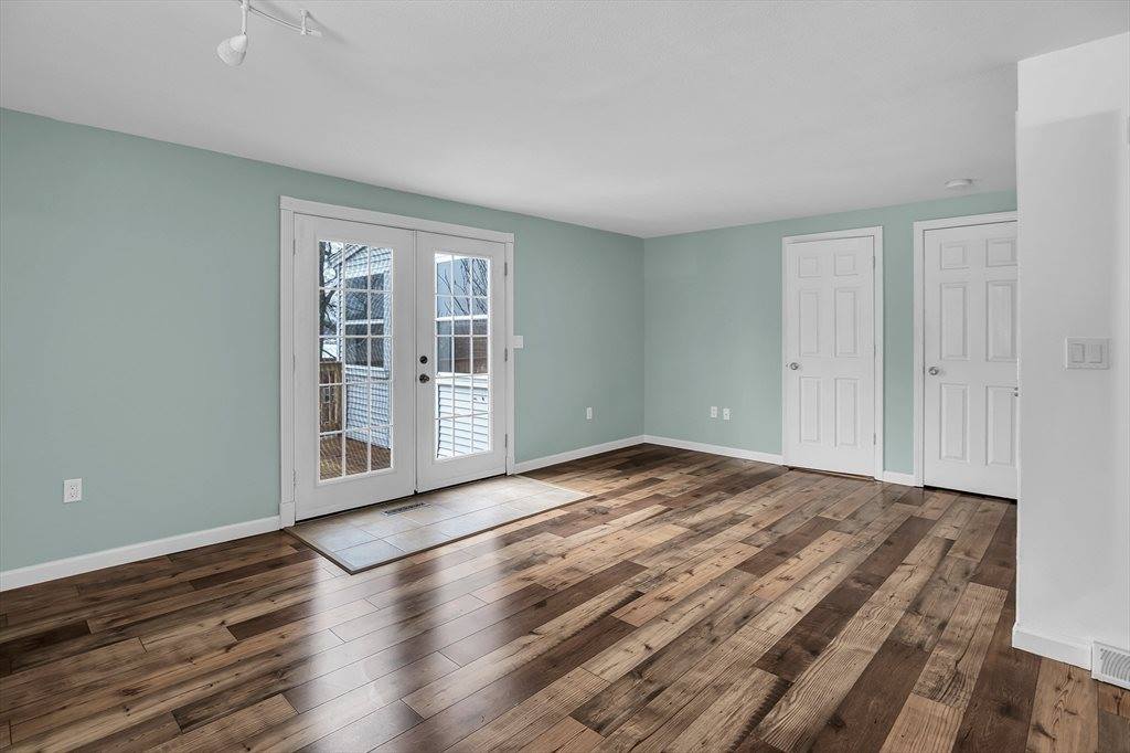 40 Berkshire Avenue, Southwick, MA 01077