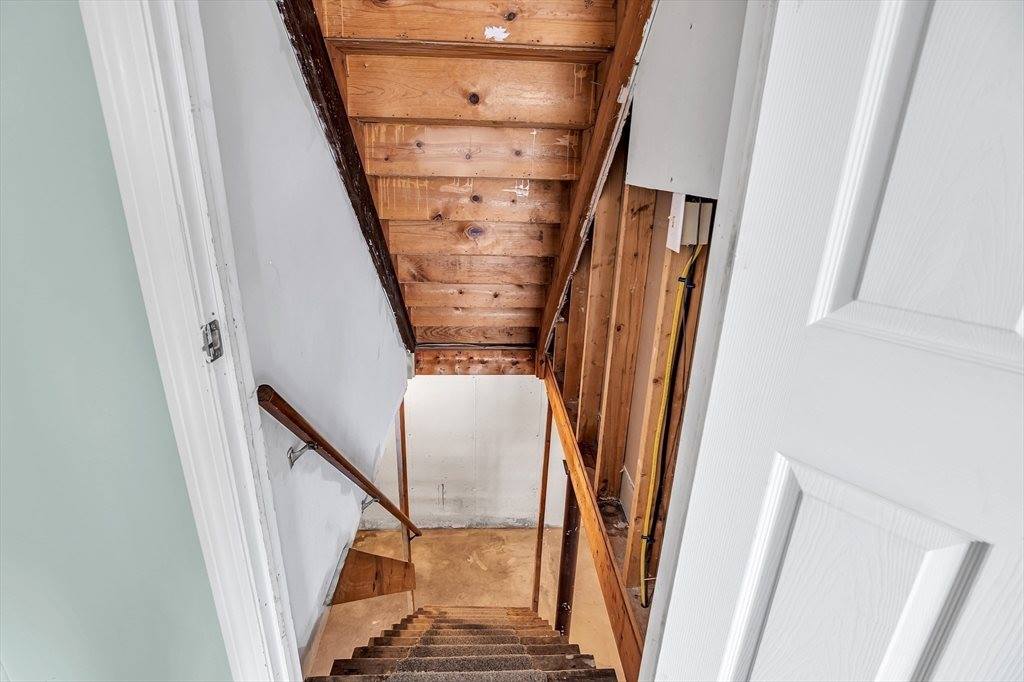 40 Berkshire Avenue, Southwick, MA 01077