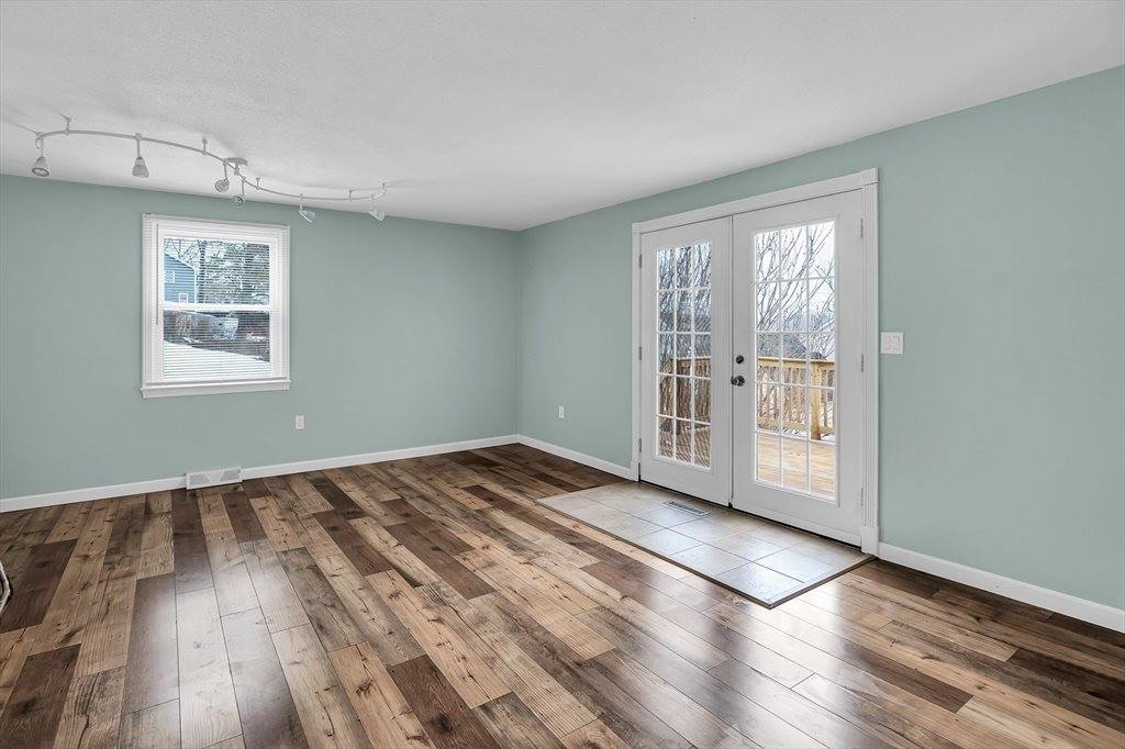 40 Berkshire Avenue, Southwick, MA 01077