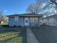206 C Ave, Cache, OK 73527