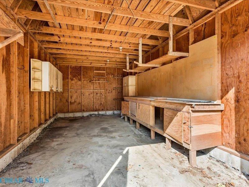 7276 Woody Road, Gloucester, VA 23061