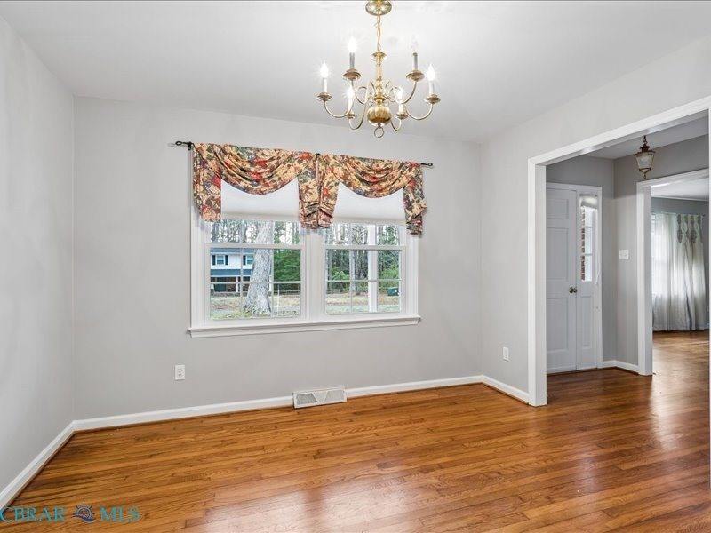7276 Woody Road, Gloucester, VA 23061
