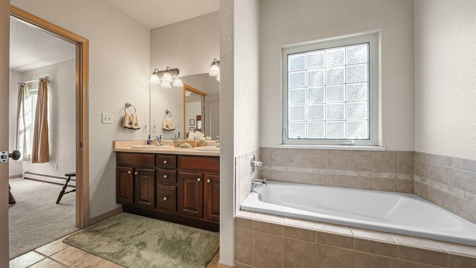 715 Lochwood Way, Grand Junction, CO 81505