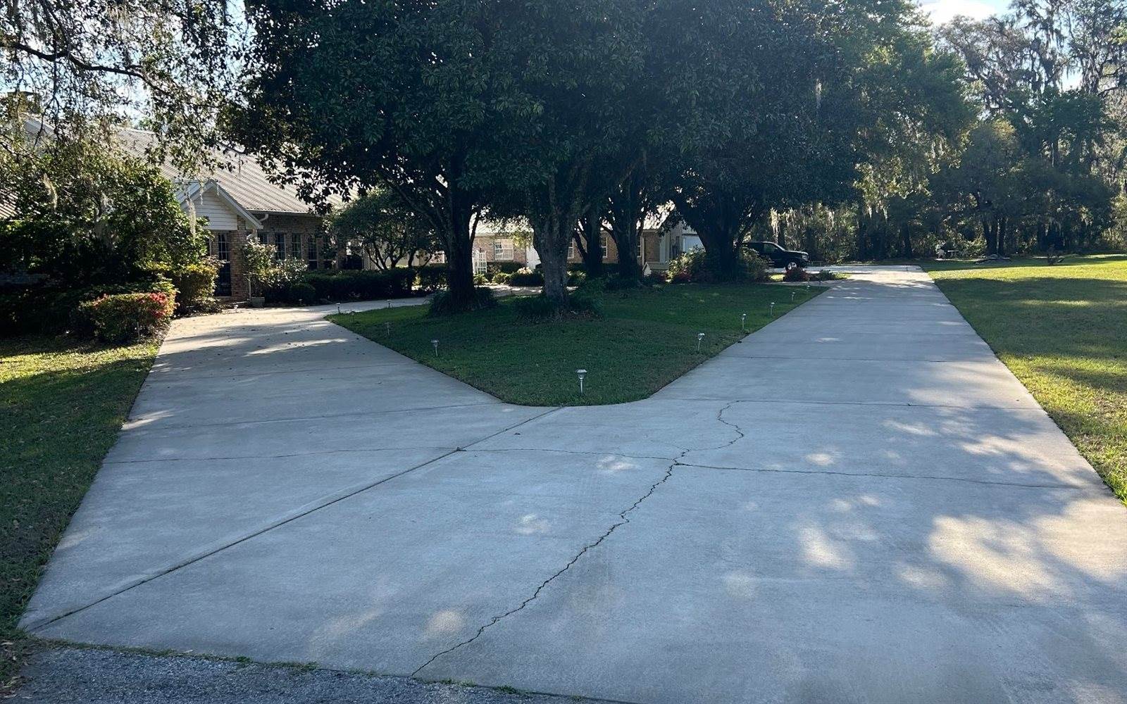 580 SW Aviation Dr, Lake City, FL 32025