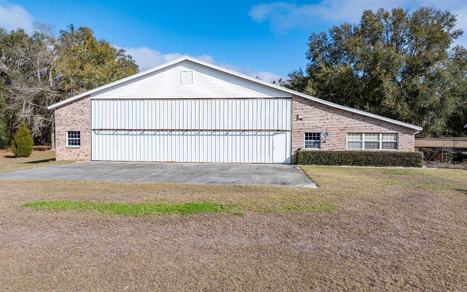 580 SW Aviation Dr, Lake City, FL 32025