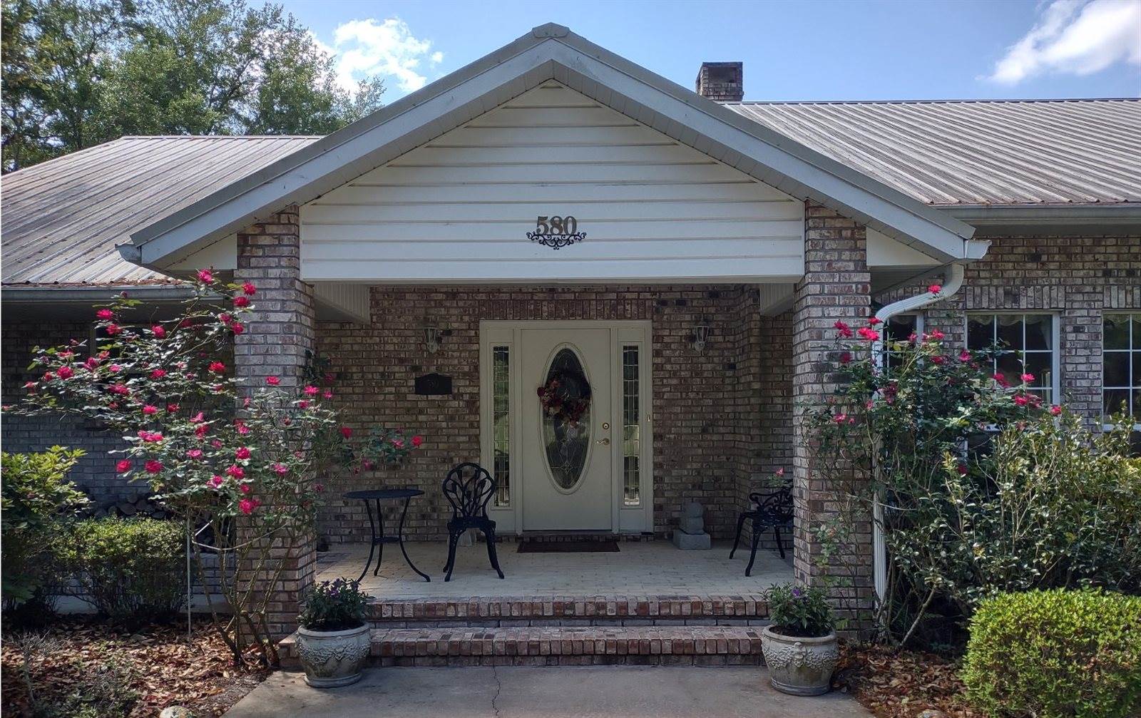 580 SW Aviation Dr, Lake City, FL 32025