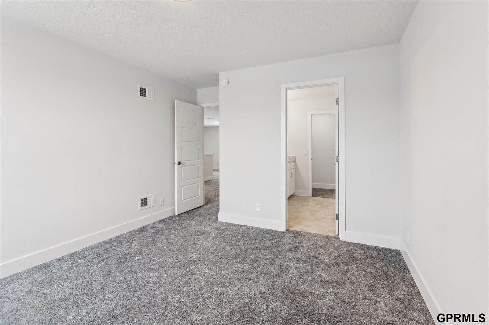 17012 Abigail Street, Bennington, NE 68007