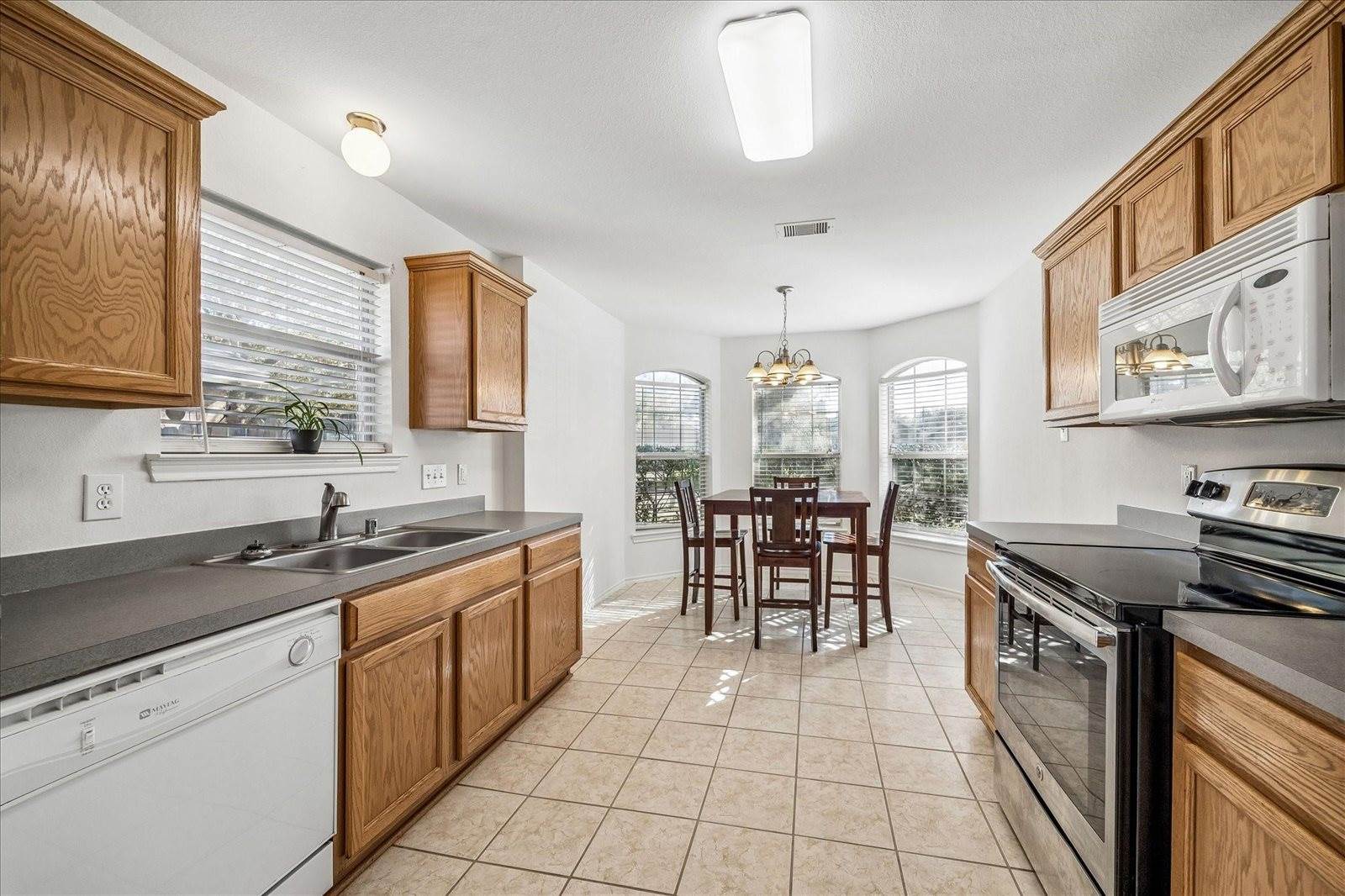 5719 Cochise Drive, Richmond, TX 77469