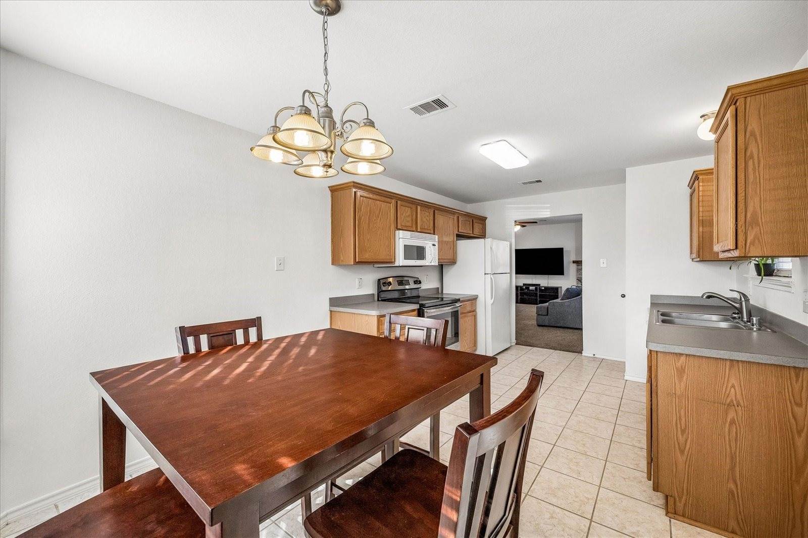 5719 Cochise Drive, Richmond, TX 77469