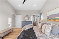 10441 Doe Mill, Chico, CA 95928