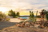 10441 Doe Mill, Chico, CA 95928