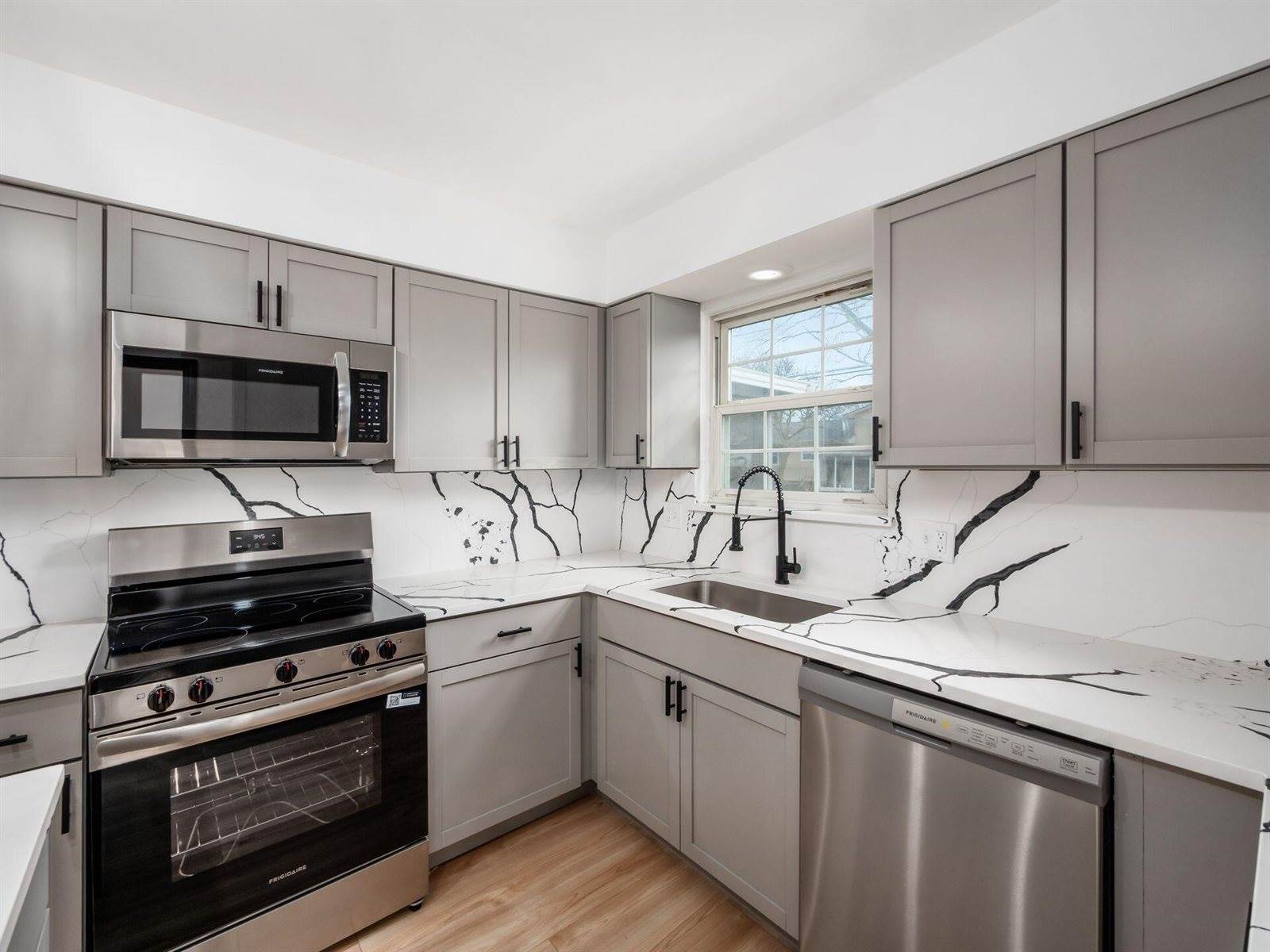 1439 Firwood Drive, Columbus, OH 43229