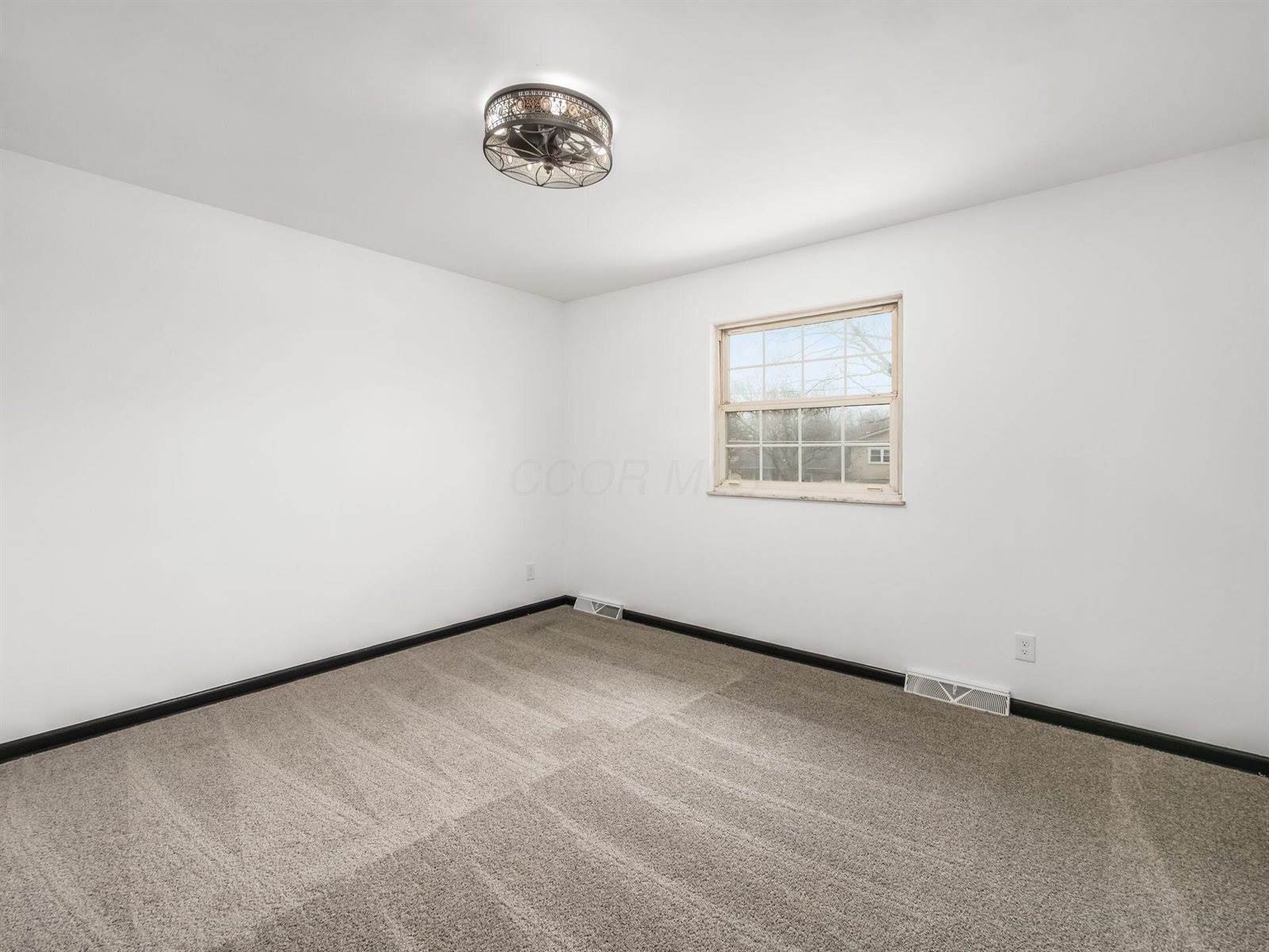 1439 Firwood Drive, Columbus, OH 43229