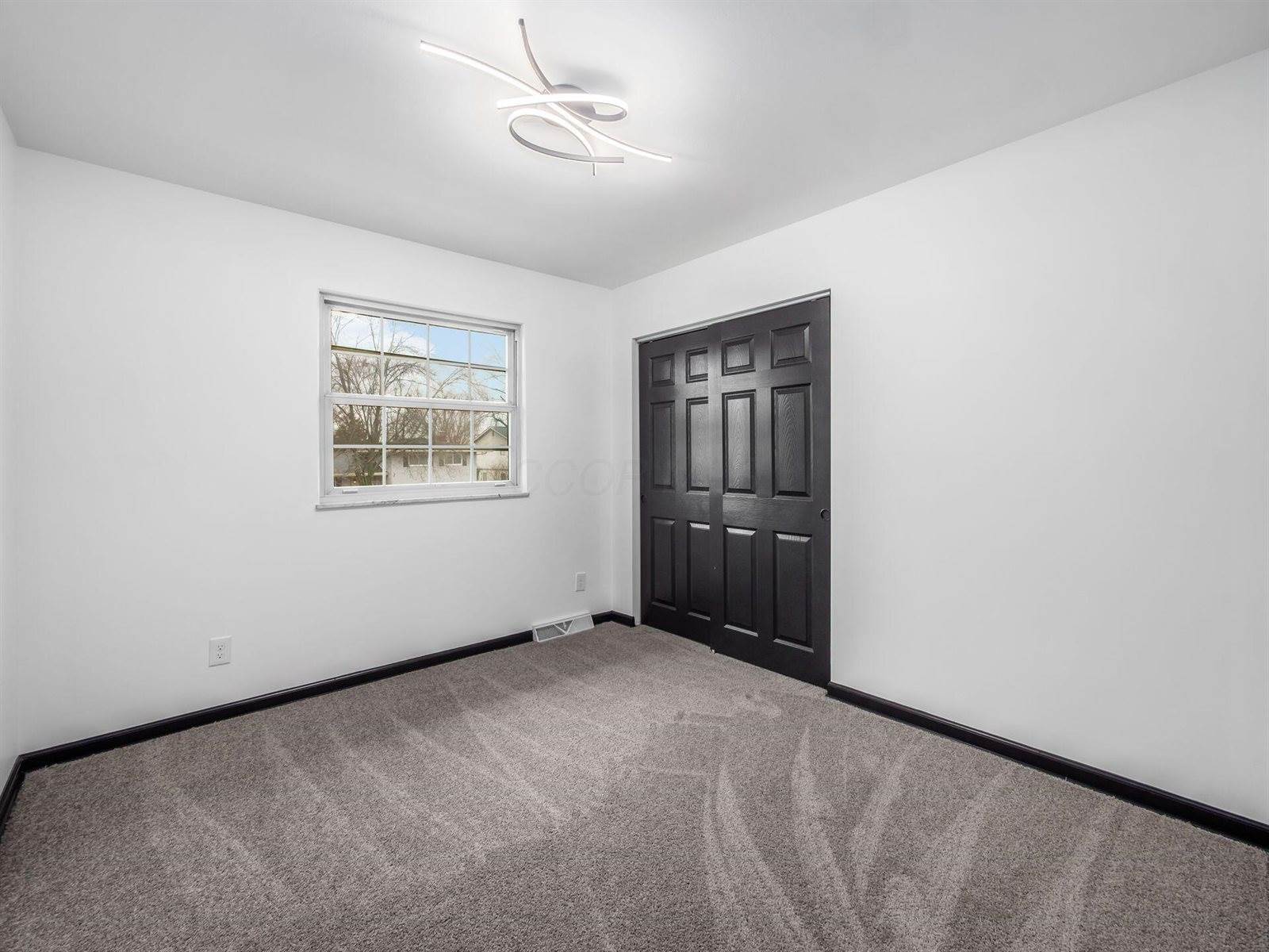 1439 Firwood Drive, Columbus, OH 43229