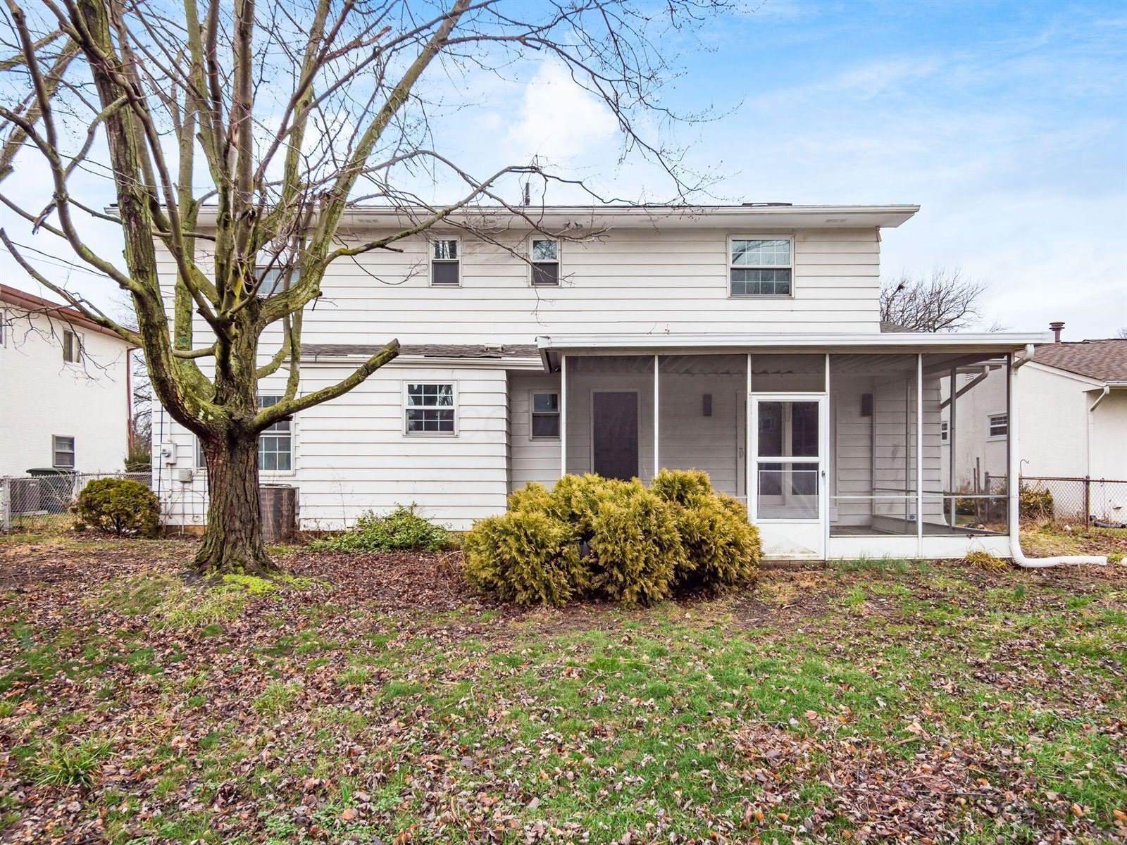 1439 Firwood Drive, Columbus, OH 43229