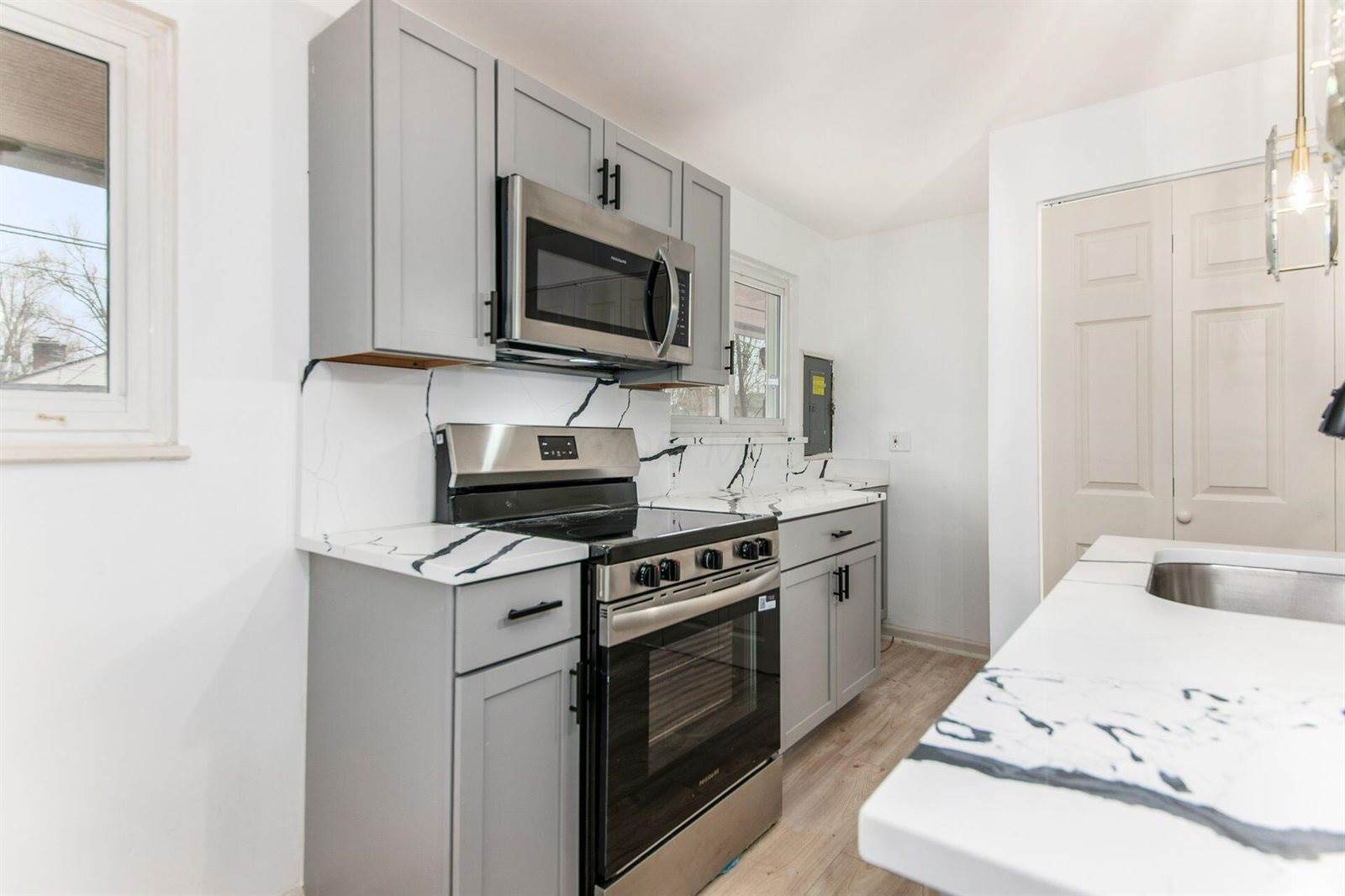 3457 Roswell Drive, Columbus, OH 43227