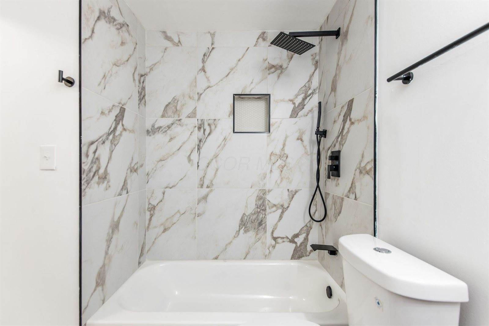 3457 Roswell Drive, Columbus, OH 43227