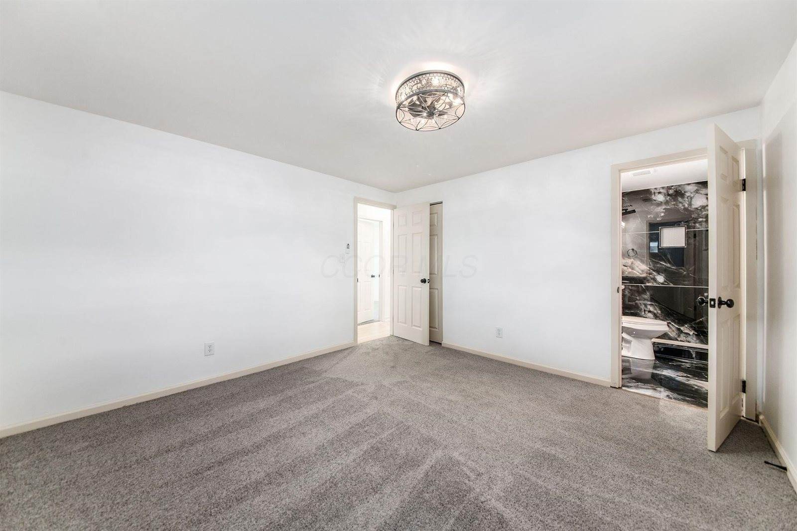 3457 Roswell Drive, Columbus, OH 43227