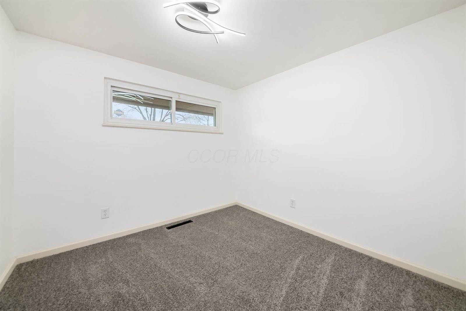 3457 Roswell Drive, Columbus, OH 43227