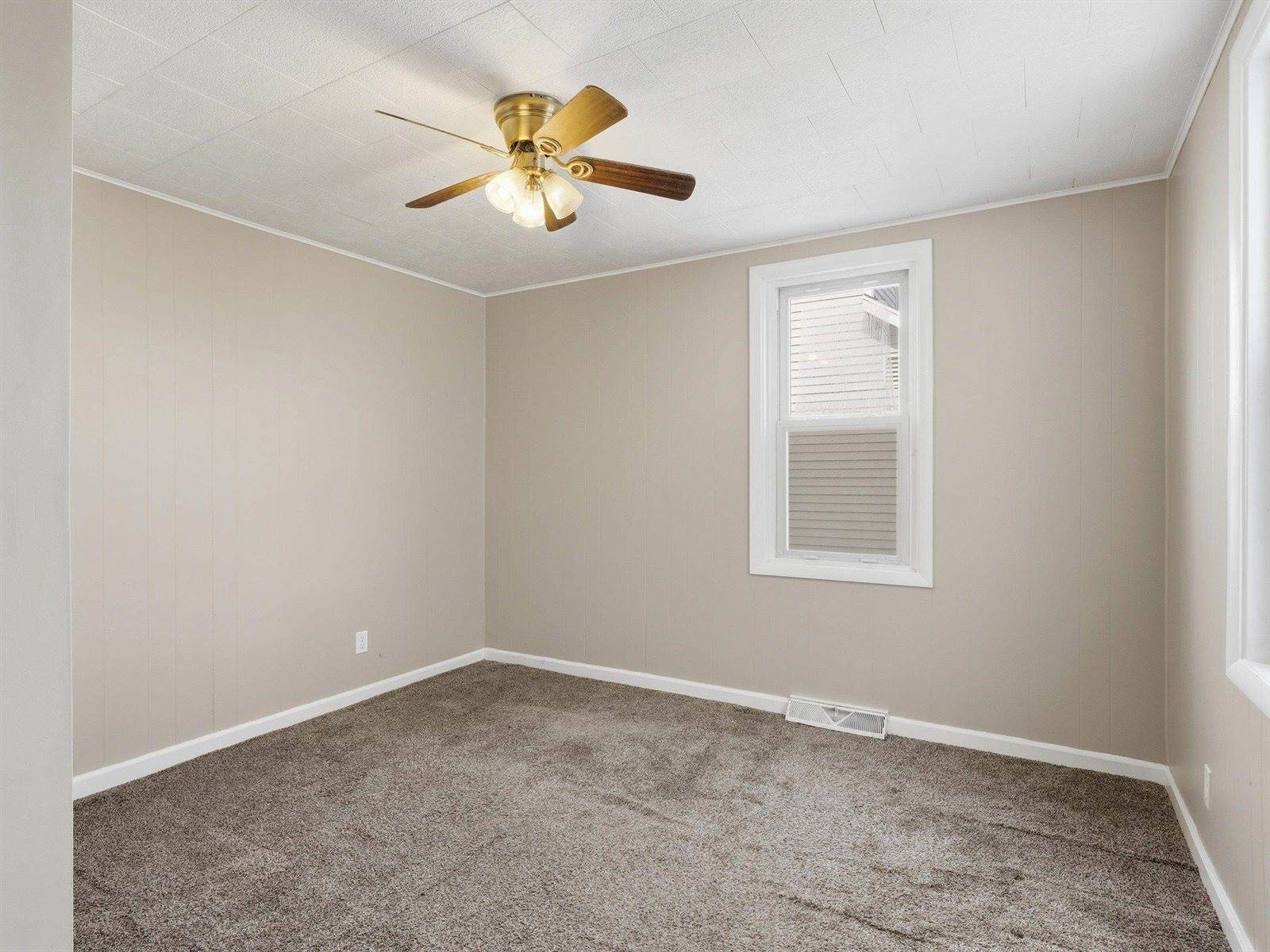 314 N Division Street, Loyal, WI 54446