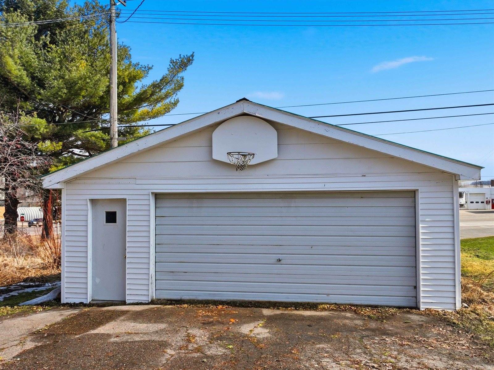 314 N Division Street, Loyal, WI 54446