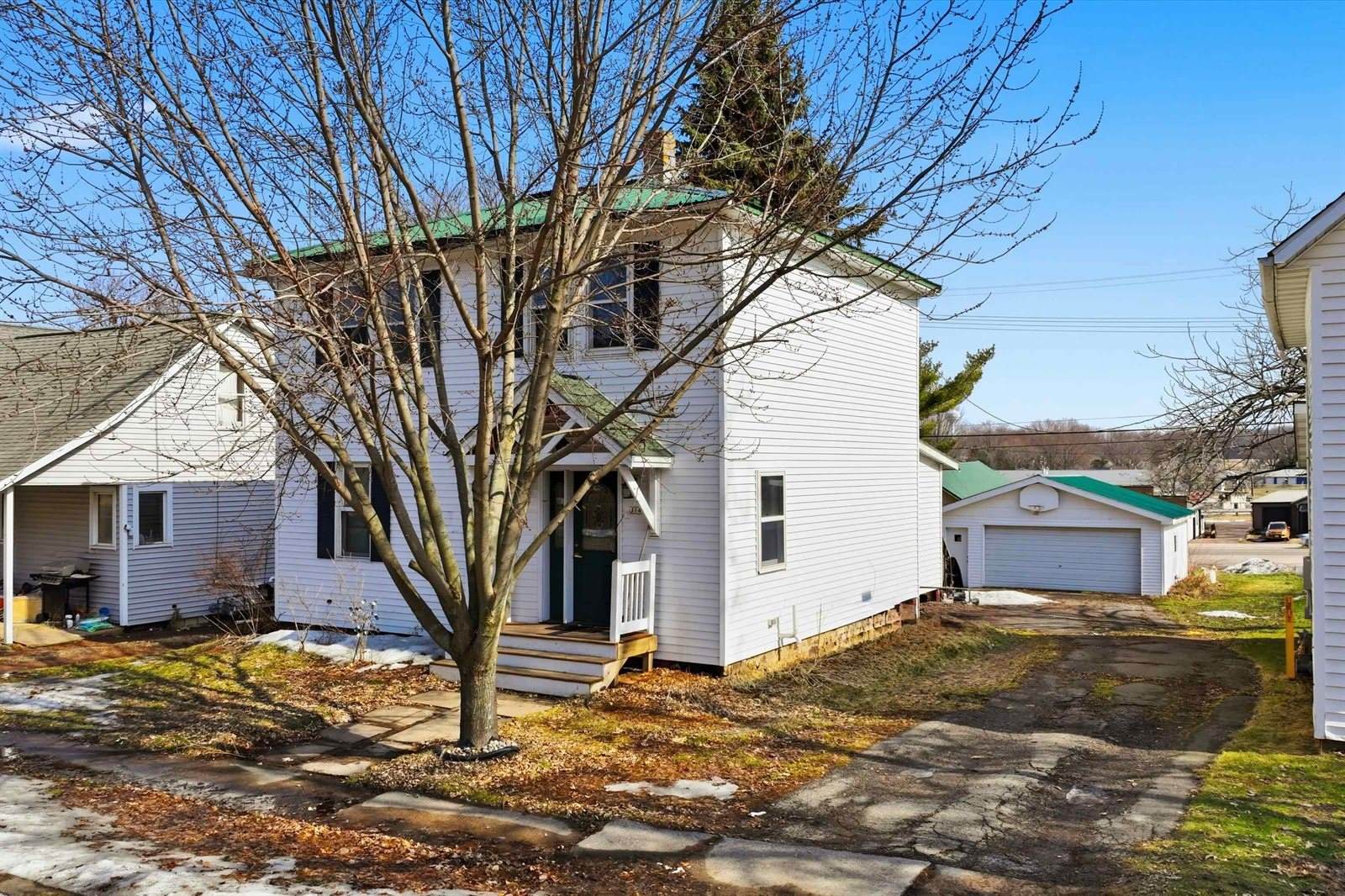 314 N Division Street, Loyal, WI 54446