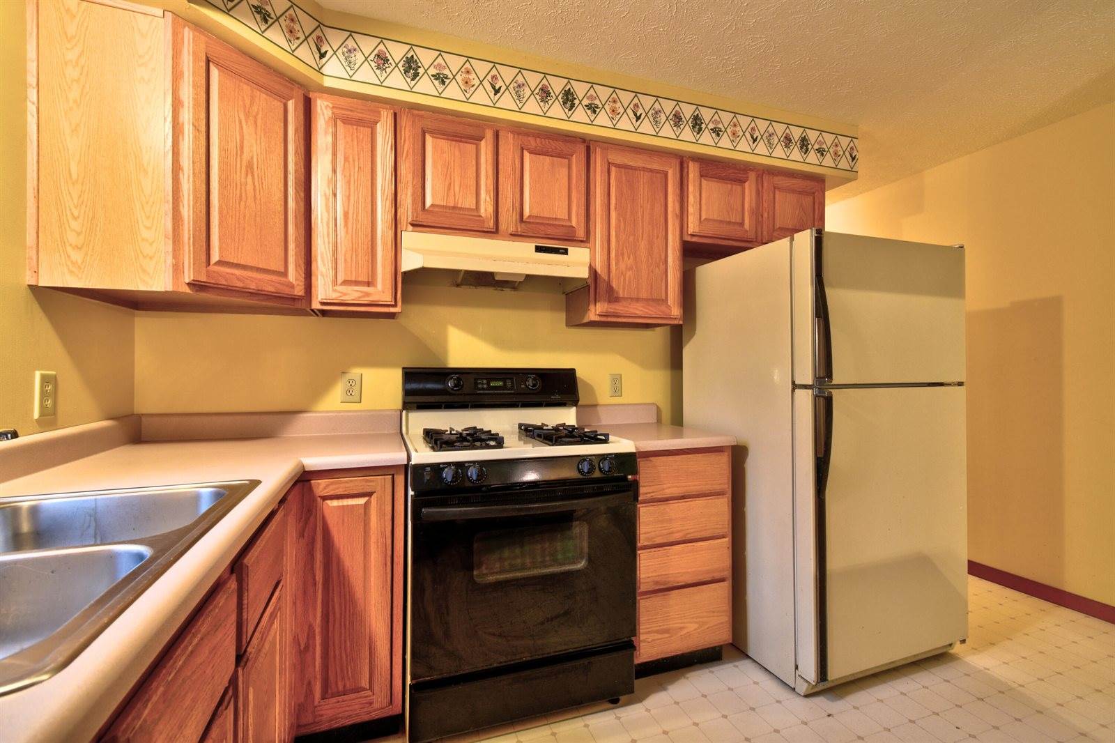 7585 Tree Top Lane, Pigeon, MI 48755