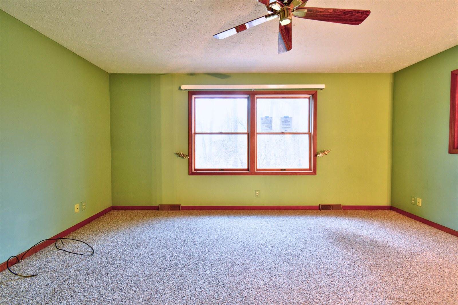 7585 Tree Top Lane, Pigeon, MI 48755