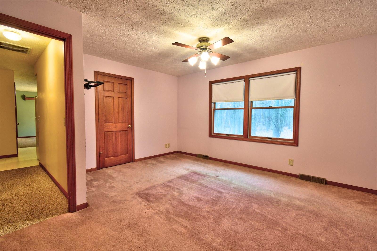 7585 Tree Top Lane, Pigeon, MI 48755