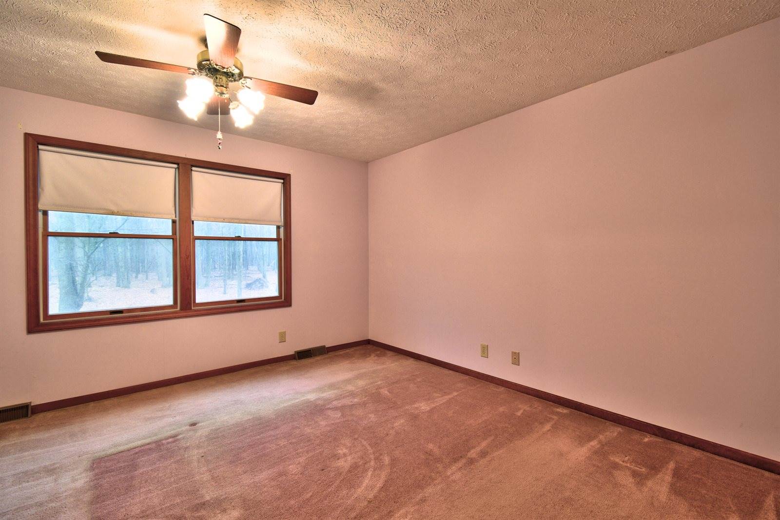 7585 Tree Top Lane, Pigeon, MI 48755