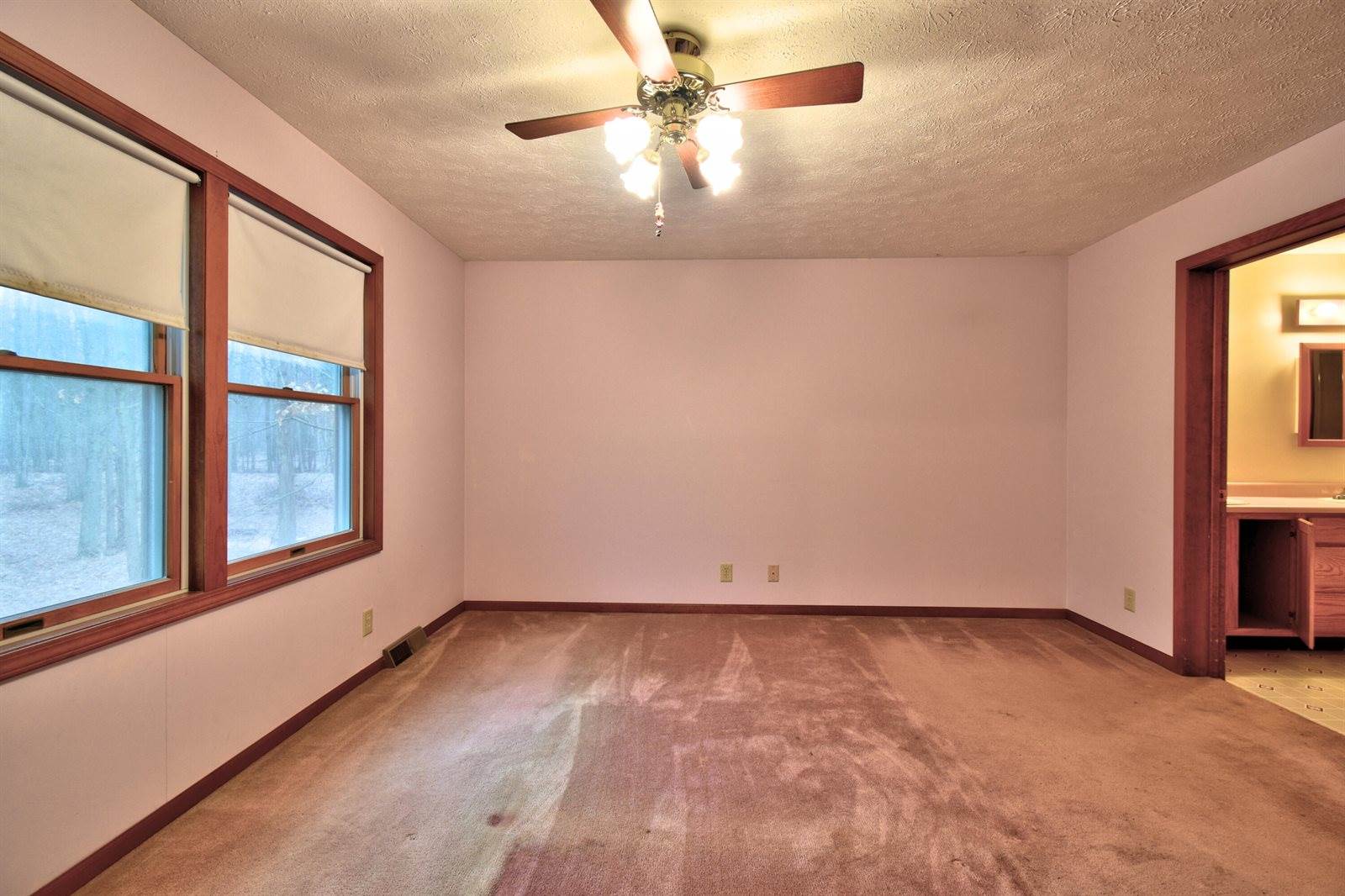 7585 Tree Top Lane, Pigeon, MI 48755