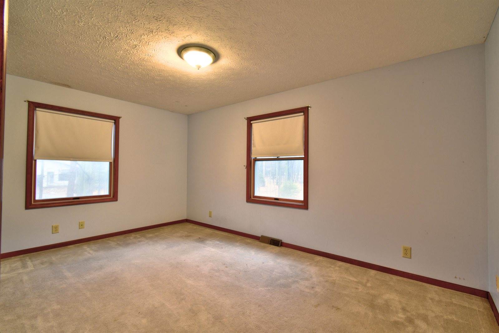 7585 Tree Top Lane, Pigeon, MI 48755