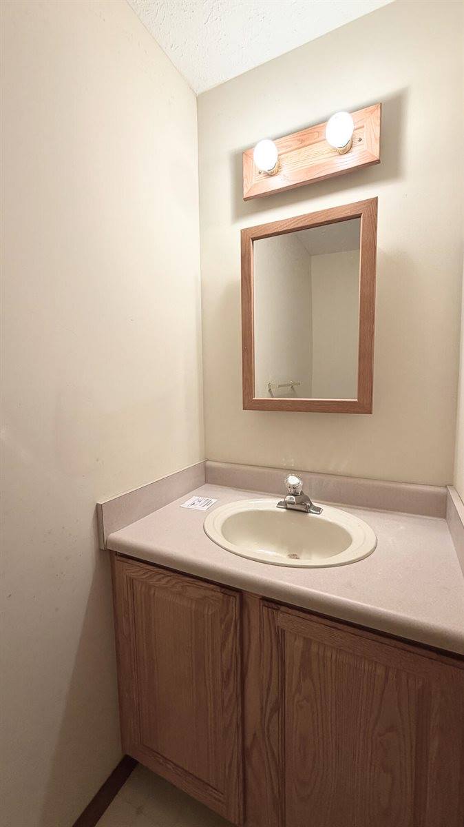 7585 Tree Top Lane, Pigeon, MI 48755