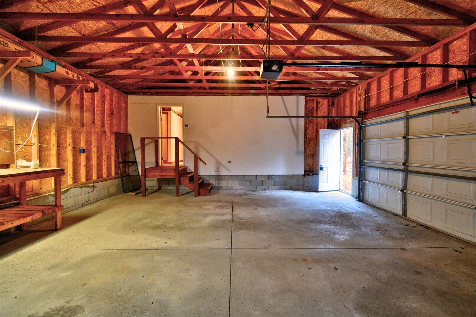 7585 Tree Top Lane, Pigeon, MI 48755