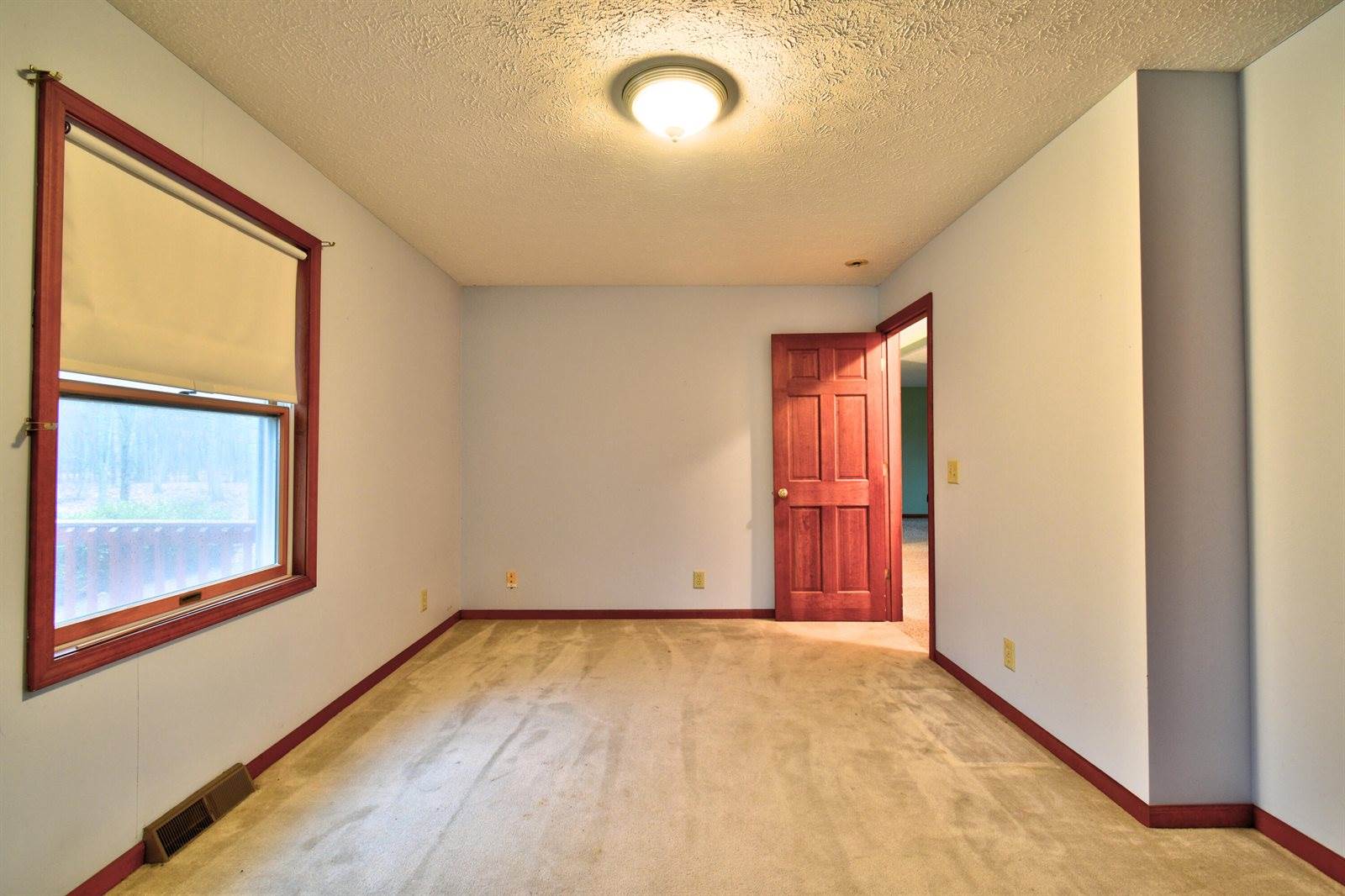 7585 Tree Top Lane, Pigeon, MI 48755