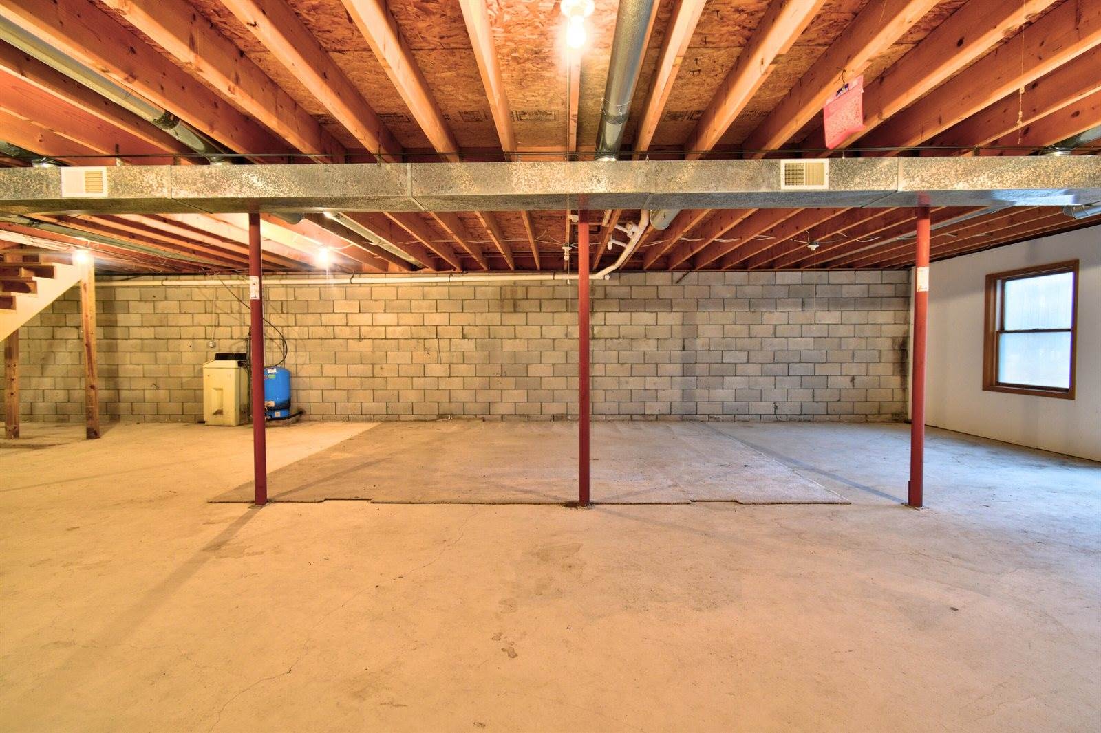 7585 Tree Top Lane, Pigeon, MI 48755