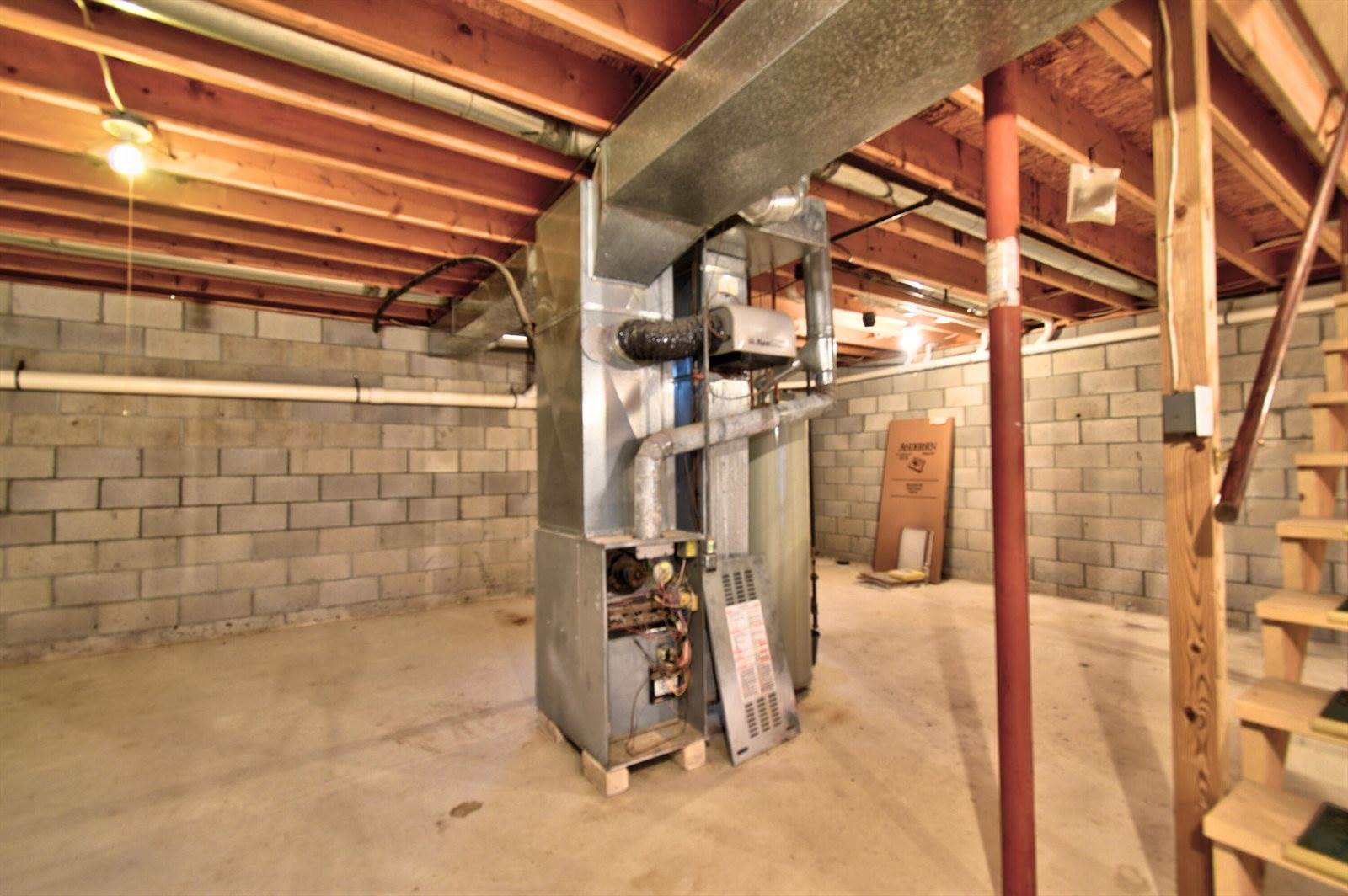 7585 Tree Top Lane, Pigeon, MI 48755