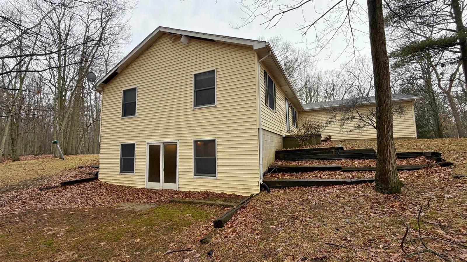 7585 Tree Top Lane, Pigeon, MI 48755