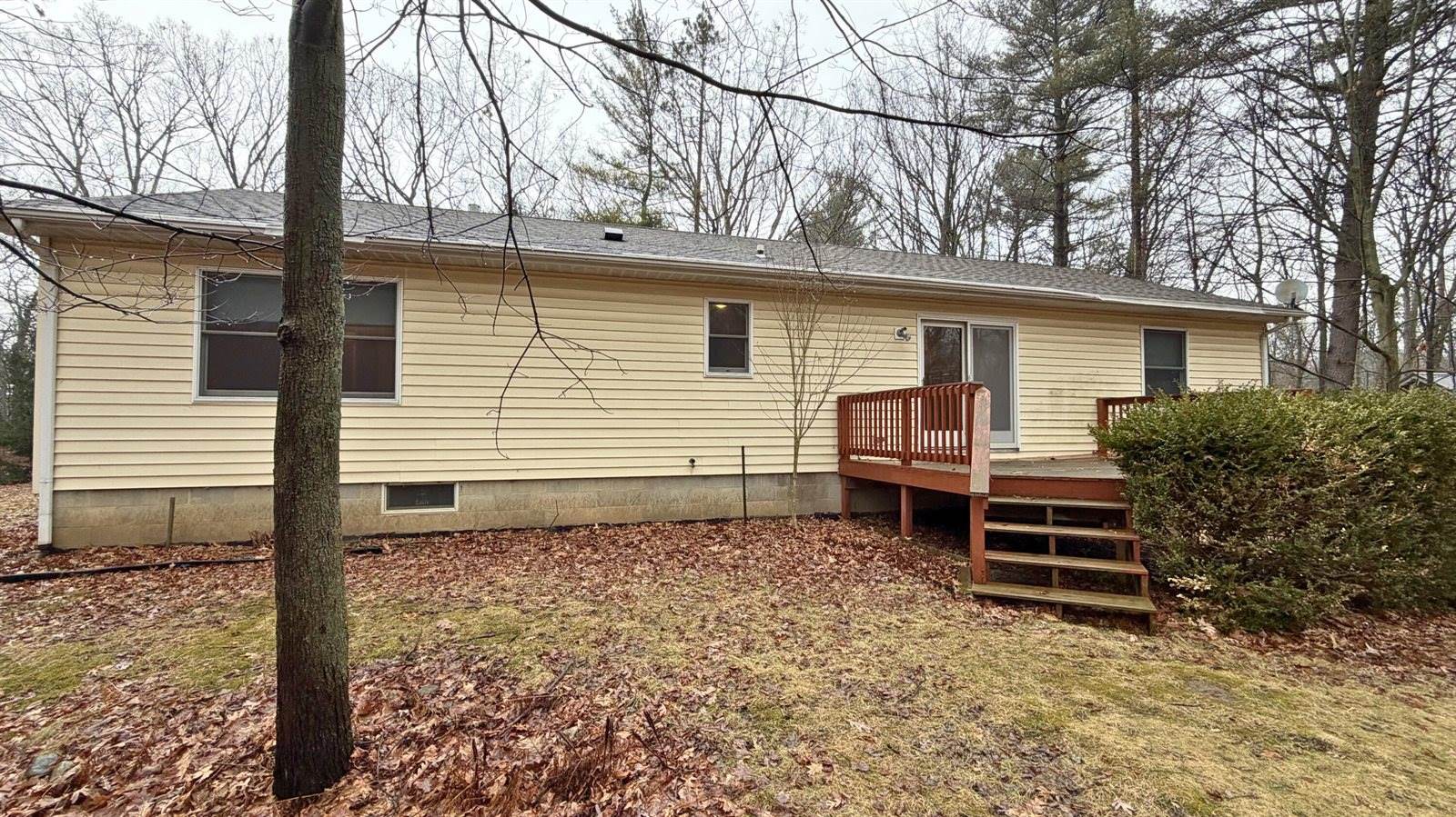 7585 Tree Top Lane, Pigeon, MI 48755