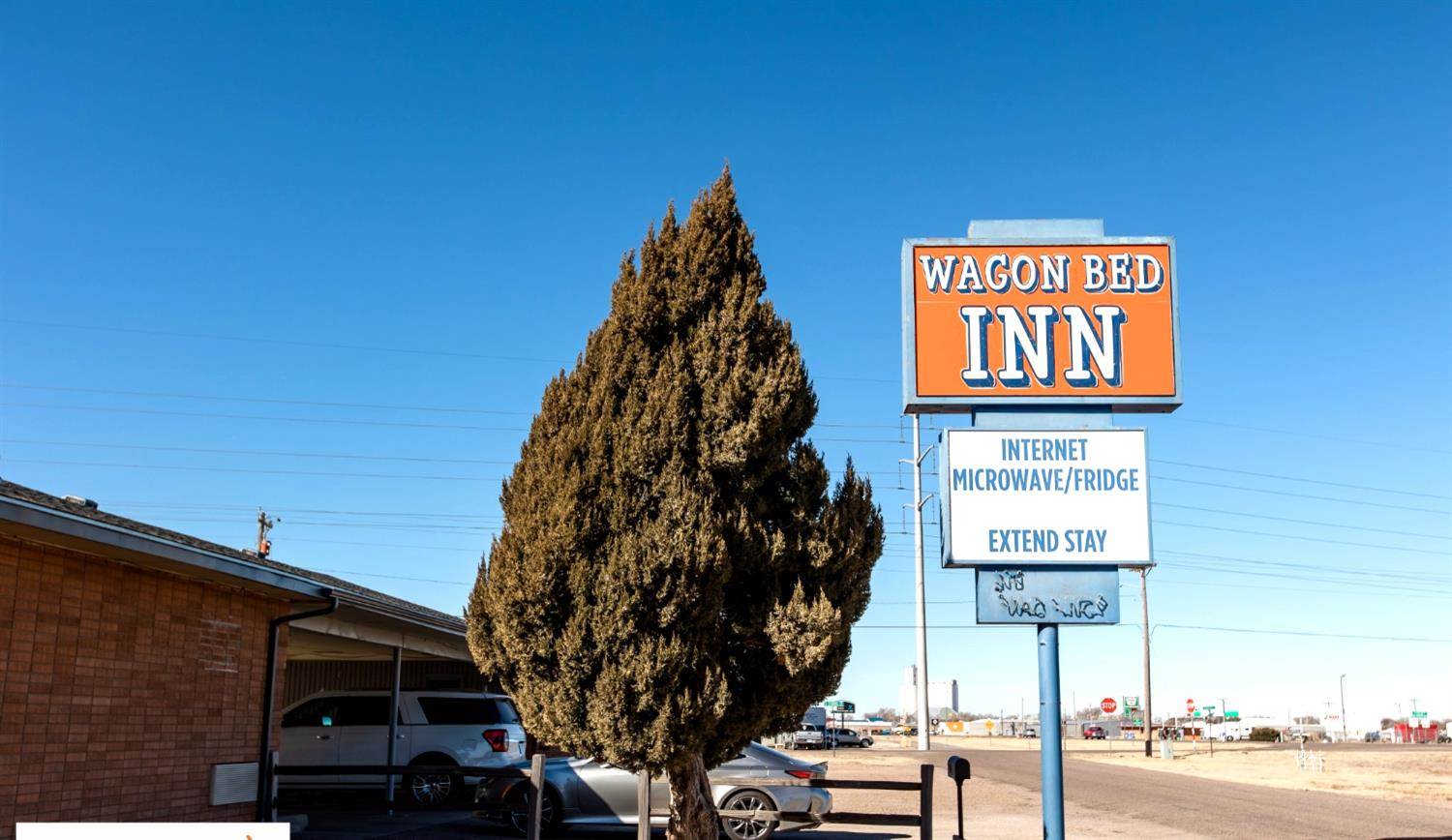 1101 East Oklahoma, Ulysses, KS 67880