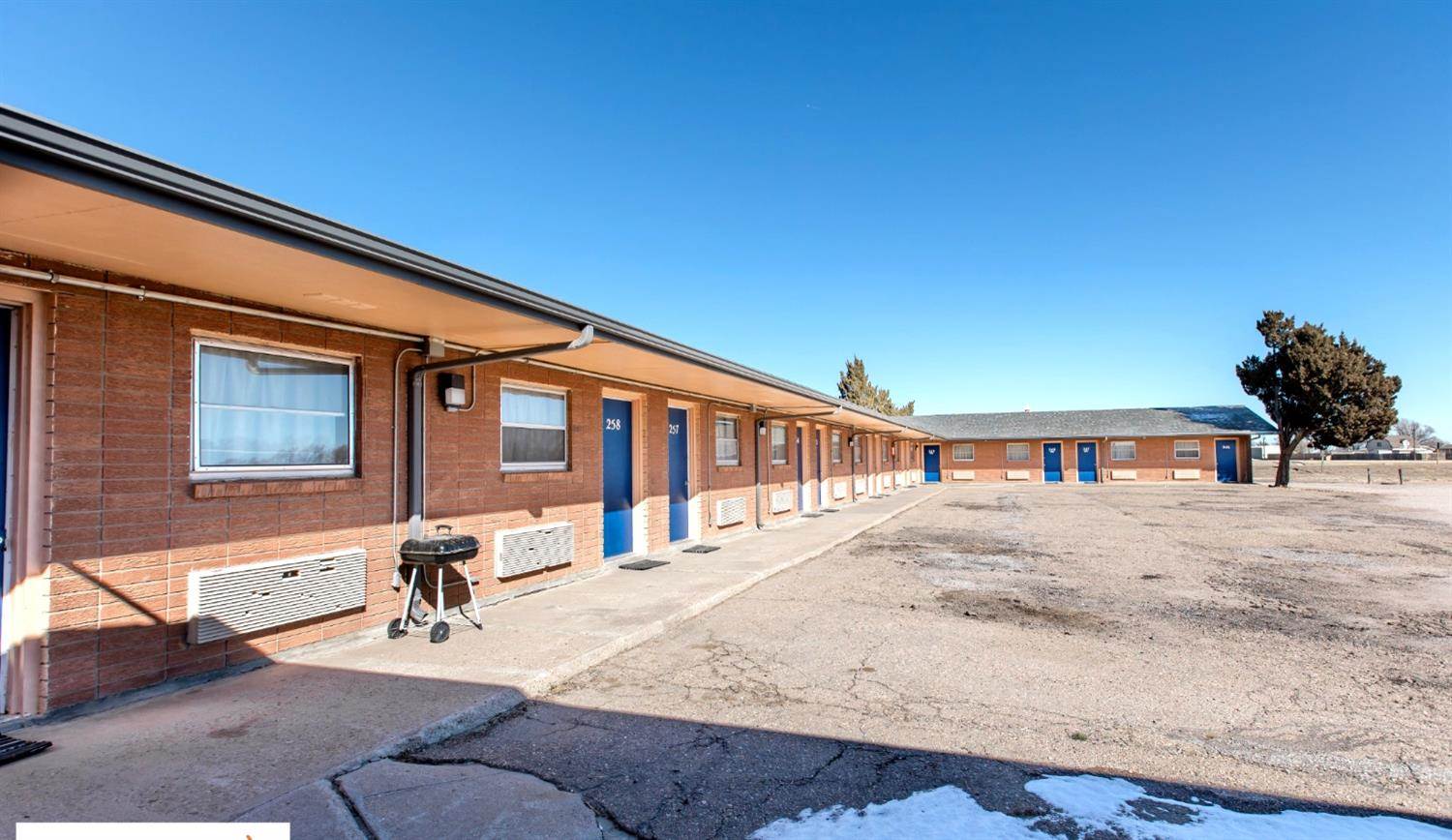 1101 East Oklahoma, Ulysses, KS 67880