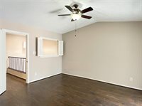 2220 Bering Drive, Houston, TX 77057